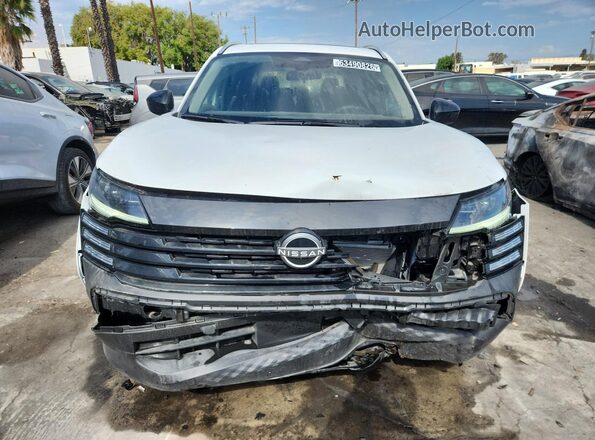 3N8AP6CE4TL337888 2026 NISSAN KICKS White Սալոնի 360 աստիճան տեսք