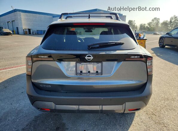 3N8AP6CE6TL326617 2026 NISSAN KICKS Gray Հետևի տեսք