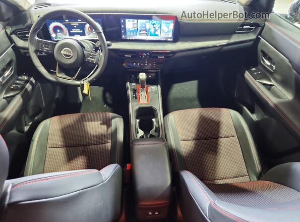 3N8AP6DA1TL384968 2026 NISSAN KICKS Коричневый Вид панели приборов