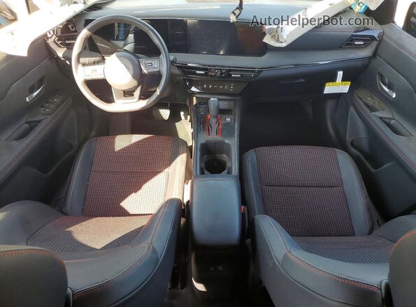 3N8AP6DA7SL437221 2025 NISSAN KICKS Blue Առջևի վահանակի տեսք