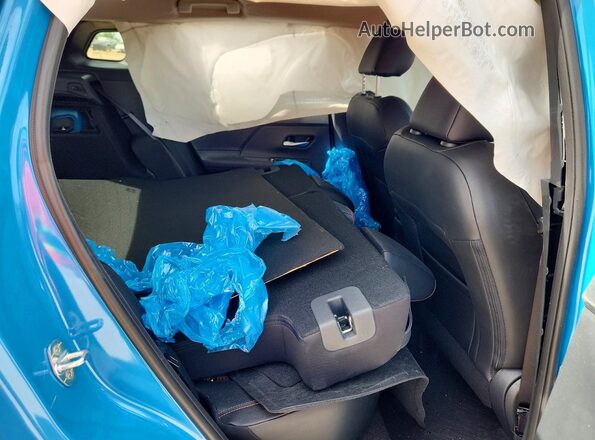 3N8AP6DB6TL325231 2026 NISSAN KICKS Blue Widok tylnych siedzeń