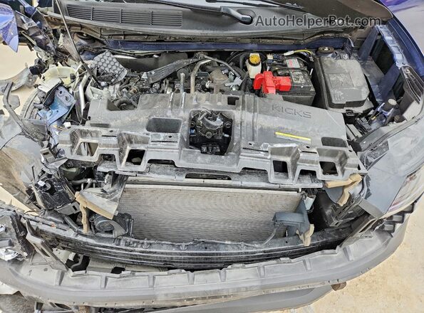 3N8AP6DD1SL353504 2025 NISSAN KICKS Blue Widok wnętrza z tyłu