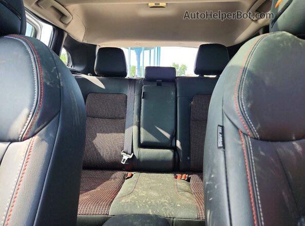 3N8AP6DD9SL395595 2025 NISSAN KICKS White Вид задніх сидінь