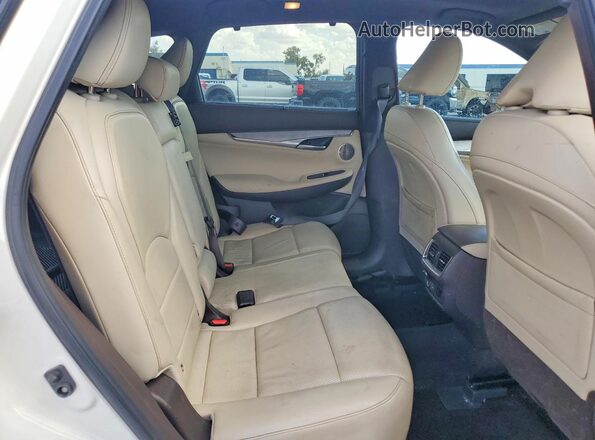 3PCAJ5M11KF105877 2019 INFINITI QX50 White Rear interior view