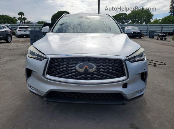 3PCAJ5M11KF136840 2019 INFINITI QX50 Серебряный Вид спереди