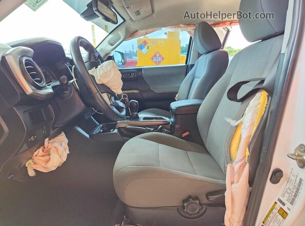 3TMAZ5CN3KM104416 2019 TOYOTA TACOMA White Front interior view