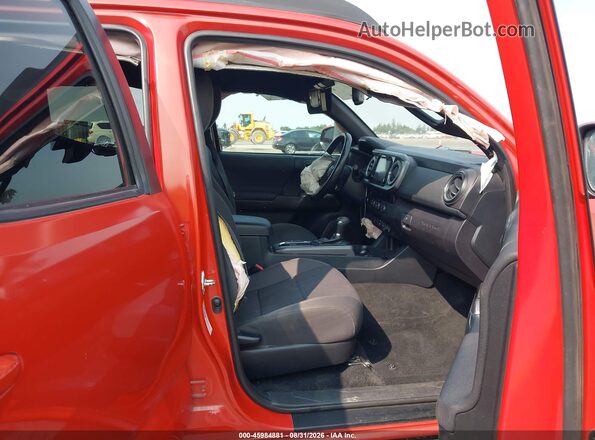 3TMBZ5DN3JM013020 2018 TOYOTA TACOMA Orange Vista interior delantera