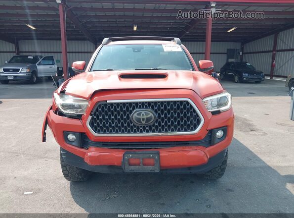 3TMBZ5DN3JM013020 2018 TOYOTA TACOMA Orange Vista del cuadro de instrumentos