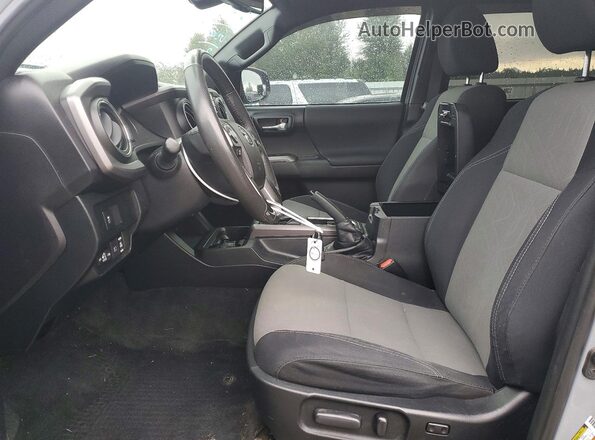 3TMCZ5AN1MM389468 2021 TOYOTA TACOMA Серый Вид салона спереди