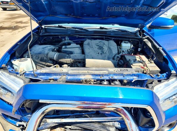 3TMCZ5AN5HM081144 2017 TOYOTA TACOMA Blue Vista interior trasera