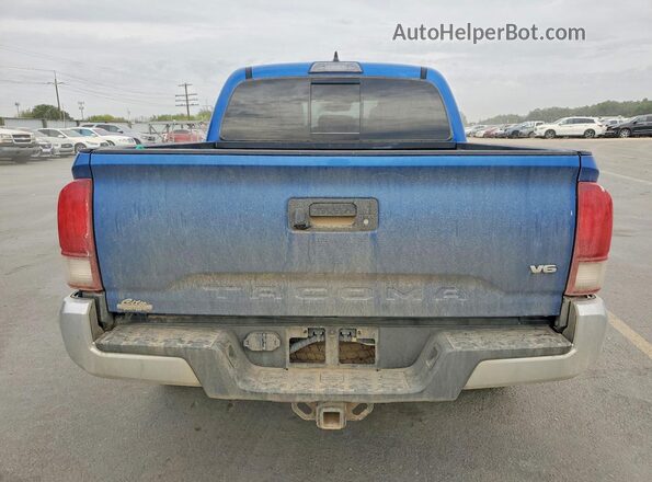 3TMCZ5AN5JM133569 2018 TOYOTA TACOMA Синий Вид сзади
