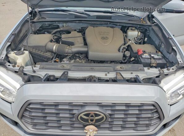 3TMCZ5AN5LM323438 2020 TOYOTA TACOMA Silver Vista del compartimento del motor