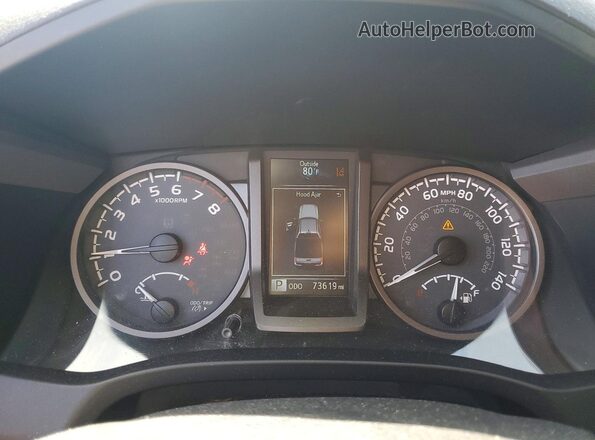 3TMCZ5AN9JM148706 2018 TOYOTA TACOMA Gray Widok zestawu wskaźników