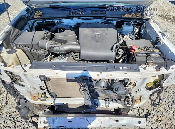 3TMCZ5ANXGM024808 2016 TOYOTA TACOMA White Вид задньої частини салону