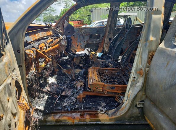3TMDZ5BN2JM038244 2018 TOYOTA TACOMA Burn Vista interior delantera