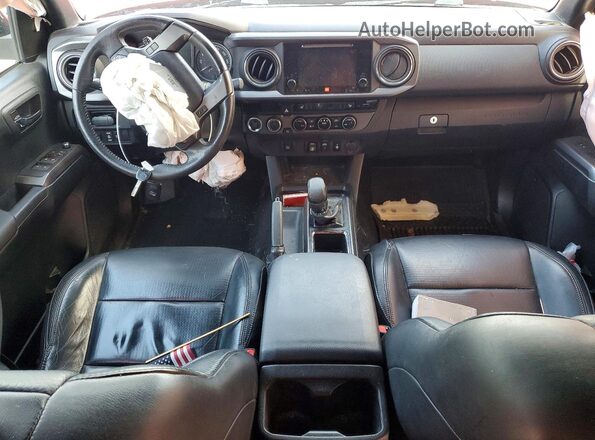 3TMDZ5BN3JM044232 2018 TOYOTA TACOMA Red Առջևի վահանակի տեսք