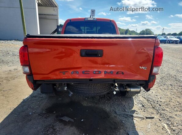 3TMDZ5BN9JM052920 2018 TOYOTA TACOMA Красный Вид сзади