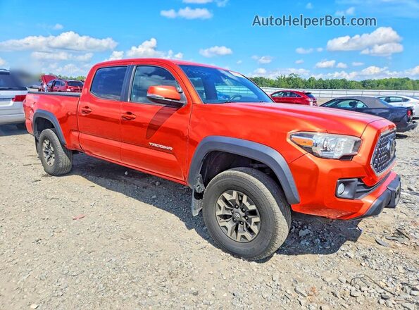 3TMDZ5BN9JM052920 2018 TOYOTA TACOMA Красный Передняя правая четверть