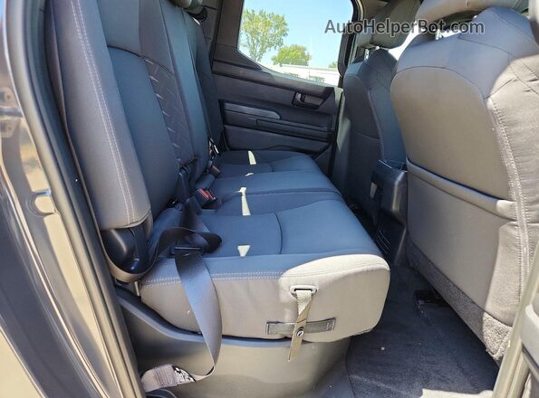 3TMKB5FN5SM052677 2025 TOYOTA TACOMA Black Vista de los asientos traseros