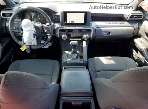 3TMKB5FN7SM051238 2025 TOYOTA TACOMA Silver Dashboard view