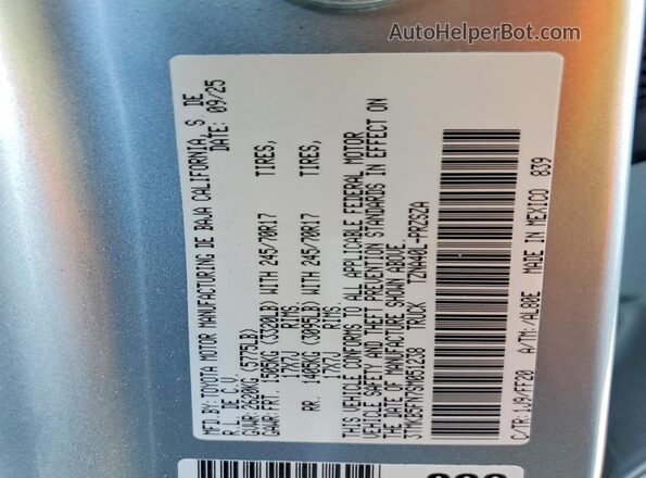3TMKB5FN7SM051238 2025 TOYOTA TACOMA Silver Engine compartment view