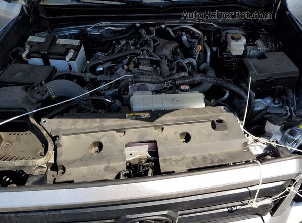 3TMKB5FN7SM051238 2025 TOYOTA TACOMA Silver Rear interior view