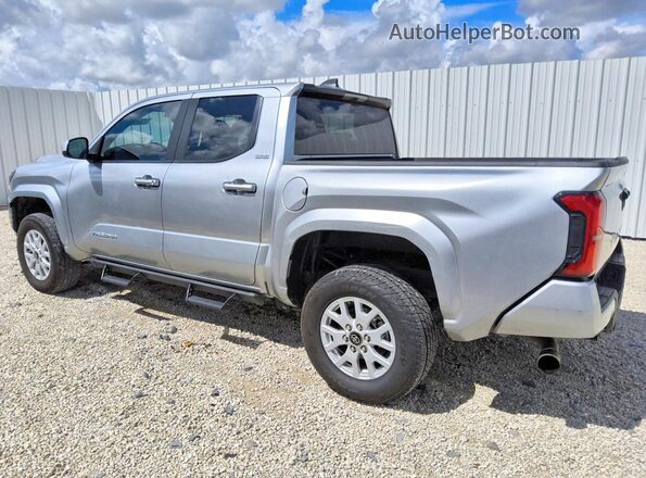 3TMKB5FNXSM031114 2025 TOYOTA TACOMA Silver Задня ліва чверть
