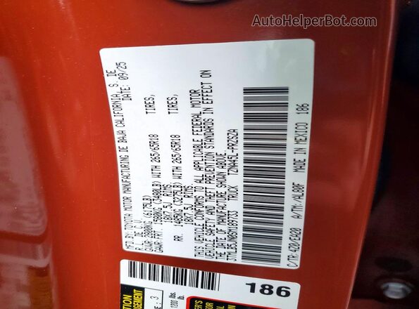 3TMLB5JN0SM189733 2025 TOYOTA TACOMA Orange Vista del compartimento del motor
