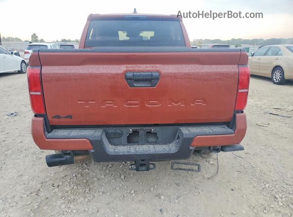 3TMLB5JN6SM140116 2025 TOYOTA TACOMA Orange Հետևի տեսք