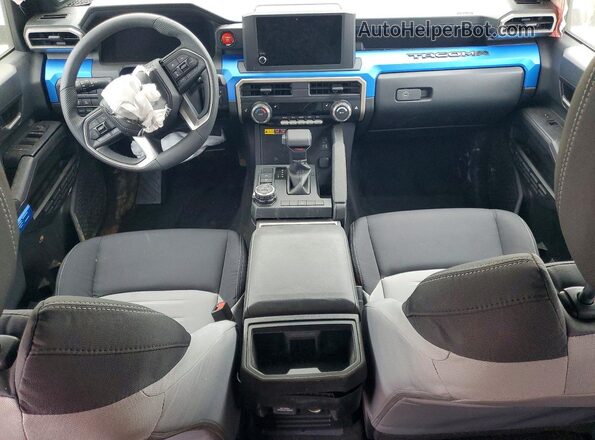 3TMLB5JN7SM183606 2025 TOYOTA TACOMA White Вид панелі приладів