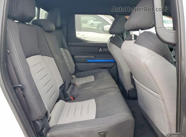 3TMLB5JN7SM183606 2025 TOYOTA TACOMA White Вид задніх сидінь