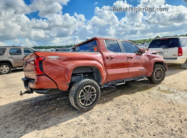 3TMLB5JN8SM095650 2025 TOYOTA TACOMA Orange Trasero derecho