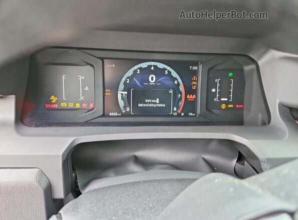 3TMLB5JN9SM189407 2025 TOYOTA TACOMA White Սարքավորումների վահանակի տեսք
