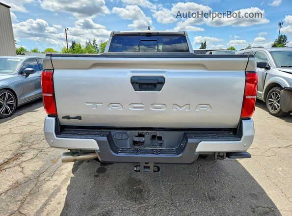 3TMLB5JNXRM061137 2024 TOYOTA TACOMA Silver Հետևի տեսք