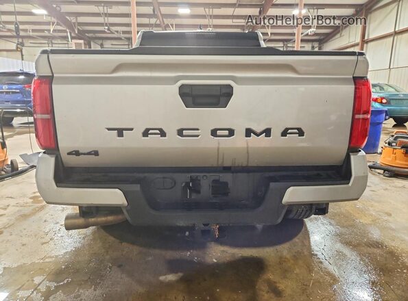3TMLB5JNXTM222755 2026 TOYOTA TACOMA Silver Հետևի տեսք