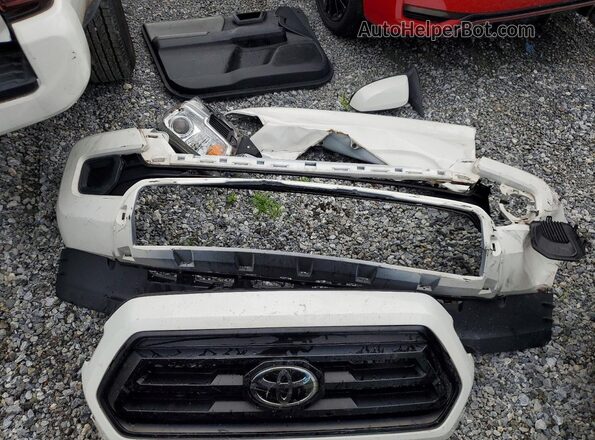 3TYAX5GNXNT047107 2022 TOYOTA TACOMA White Вид підкапотного простору