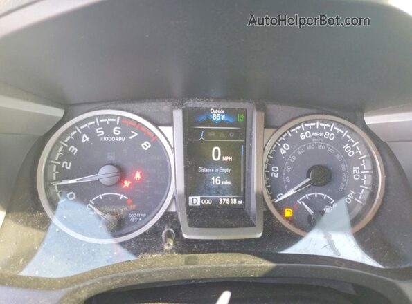 3TYAZ5CN0PT038368 2023 TOYOTA TACOMA Черный Вид щитка приборов