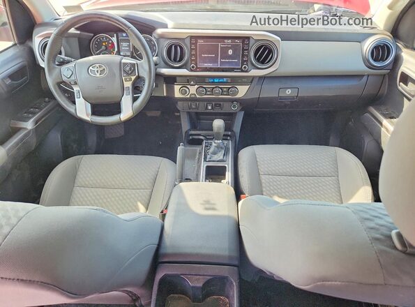 3TYCZ5AN2MT052991 2021 TOYOTA TACOMA Red Widok deski rozdzielczej