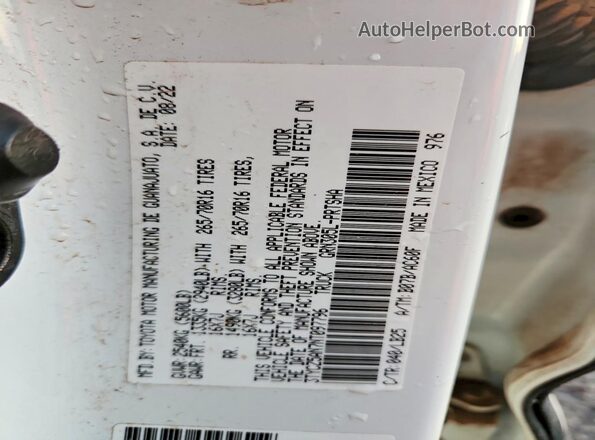 3TYCZ5AN7NT097796 2022 TOYOTA TACOMA White Вид наклейки з VIN-кодом