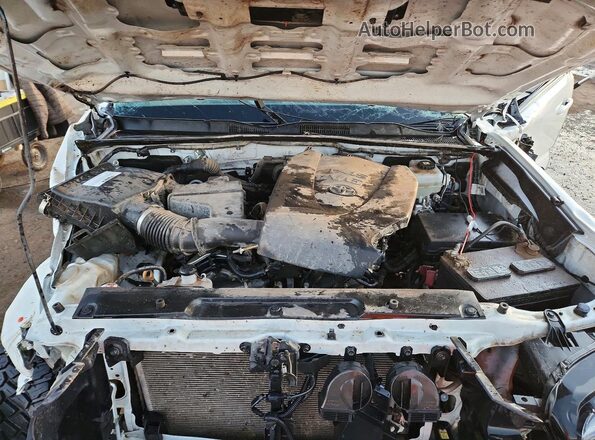 3TYCZ5AN7NT097796 2022 TOYOTA TACOMA White Вид задньої частини салону