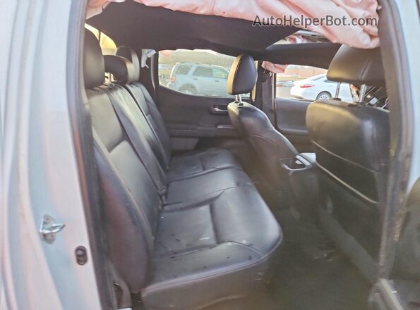 3TYCZ5AN7NT097796 2022 TOYOTA TACOMA White Вид задніх сидінь