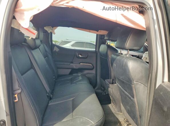 3TYCZ5AN8MT026315 2021 TOYOTA TACOMA Gray Vista de los asientos traseros