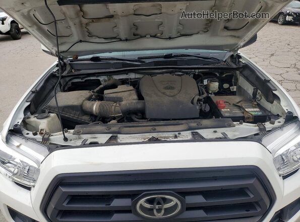3TYCZ5AN8NT084751 2022 TOYOTA TACOMA White Вид задньої частини салону