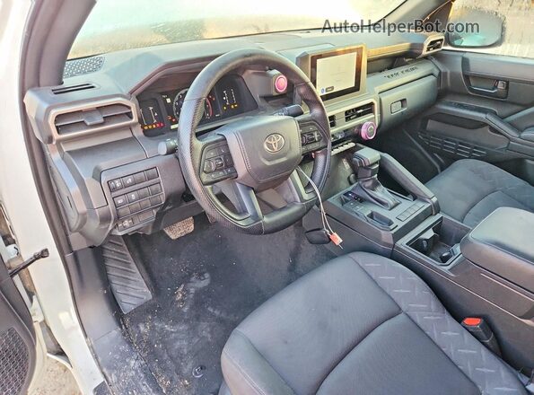 3TYJDAHN9ST033632 2025 TOYOTA TACOMA White წინა პანელის ხედი