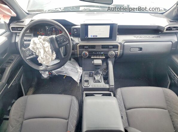 3TYKD5HN3ST039082 2025 TOYOTA TACOMA Black Dashboard view