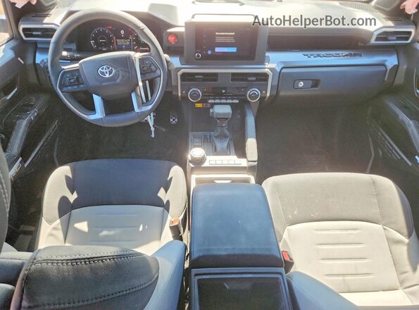 3TYLB5JN4ST089381 2025 TOYOTA TACOMA Gray Առջևի վահանակի տեսք