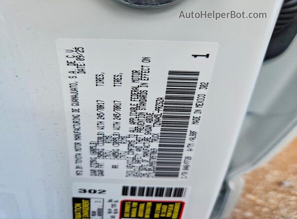 3TYLB5JN9ST097069 2025 TOYOTA TACOMA White ძრავის განყოფილების ხედი