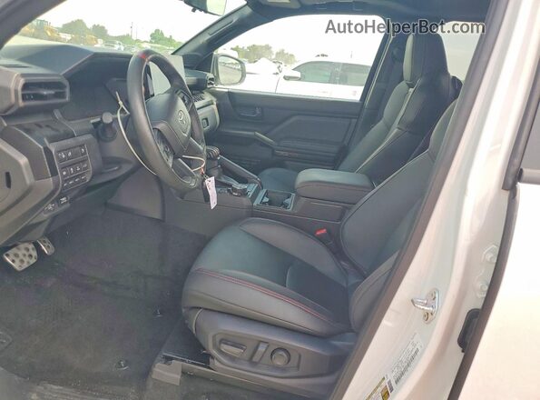 3TYLC5LN0ST023548 2025 TOYOTA TACOMA White Սալոնի դիմացի տեսք