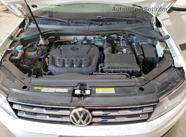 3VV0B7AX0MM037276 2021 VOLKSWAGEN TIGUAN White ძრავის განყოფილების ხედი