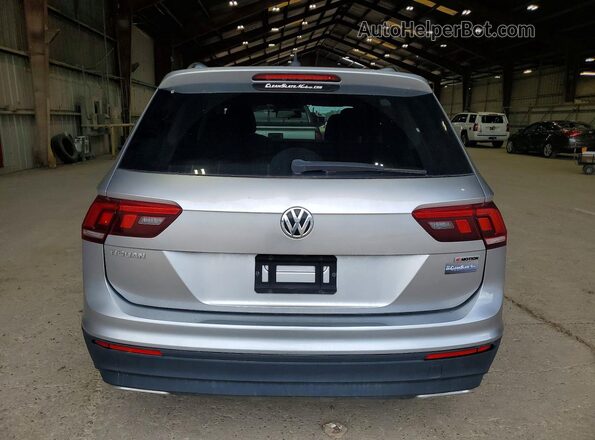 3VV0B7AX1LM057809 2020 VOLKSWAGEN TIGUAN Silver უკანა ხედი